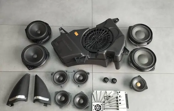 Mercedes-Benz GLE (W166 - C292) Audio system kit A1669004719