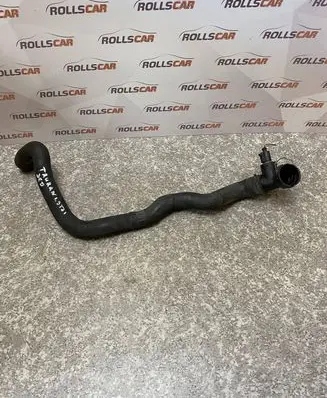 Volkswagen Touran I Engine coolant pipe/hose 111545T1