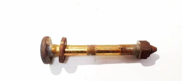 Nuts/bolts
