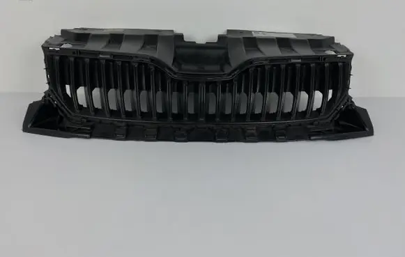 Skoda Fabia Mk3 (NJ) Front bumper upper radiator grill 6V0 853