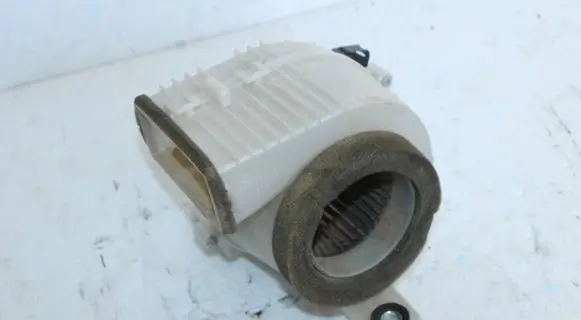 Toyota Prius (XW20) Hybrid/electric vehicle battery fan G923012010