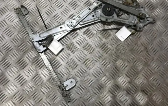 Subaru Forester SF Sliding door window regulator with motor fc0fa fc0f-a