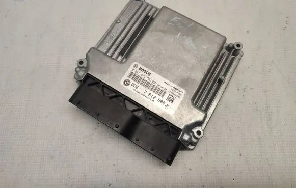 BMW 5 E60 E61 Engine control unit/module 7812500 13617812500 13618506199