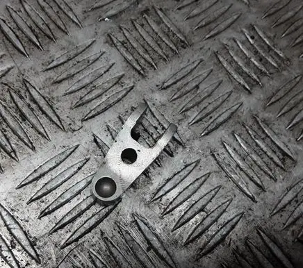 Mercedes-Benz C W203 Fuel Injector clamp holder 