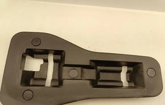 Chrysler Pacifica Other front door trim element 6CT84TRMAB