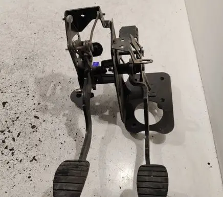 Renault Espace - Grand espace IV Pedal assembly 8200139603