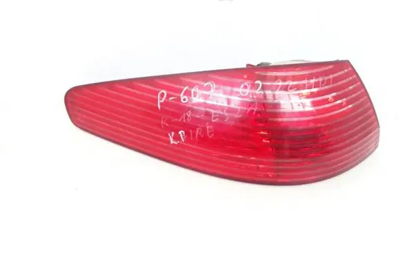 Peugeot 607 Rear/tail lights