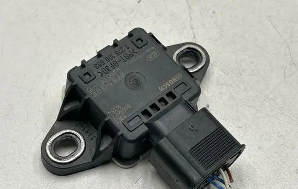 Toyota Verso ESP acceleration yaw rate sensor 891830F010 1275100853 0265005915