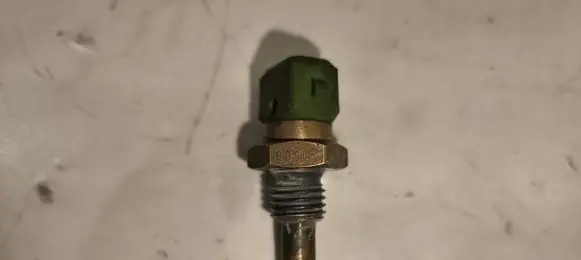 BMW 5 E34 Coolant temperature sensor 0280130055