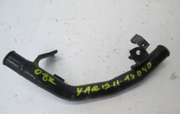 Toyota Yaris Engine coolant pipe/hose