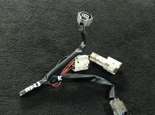 Mazda 323 F Headlight/headlamp wiring loom/harness 