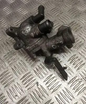 Hyundai i30 Thermostat housing 