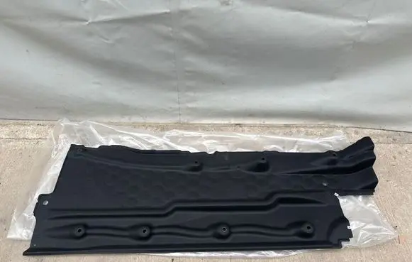 Volkswagen PASSAT CC Center/middle under tray cover 3C8825202B 858606