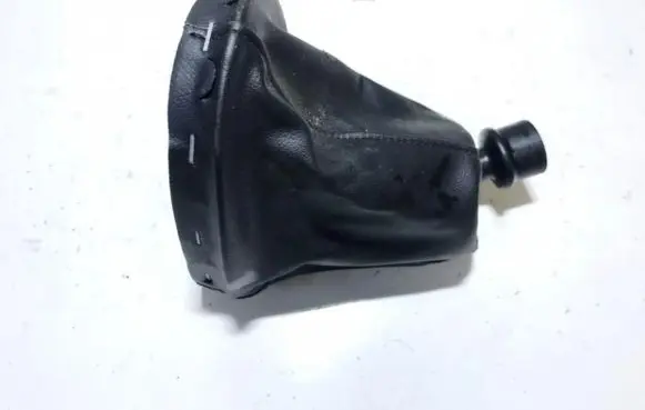 Ford Focus Steering wheel column trim