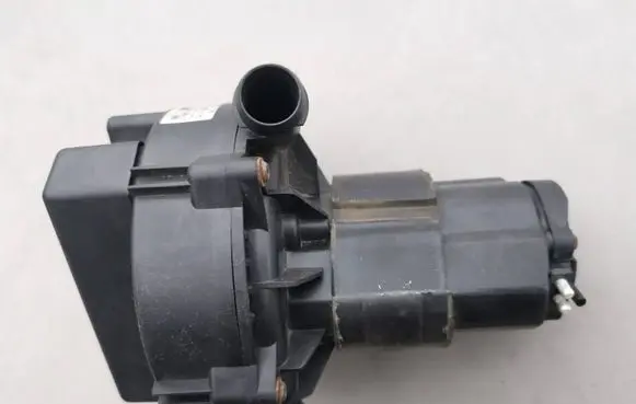 Mercedes-Benz C W203 Secondary air pump A0001403785 0580000011