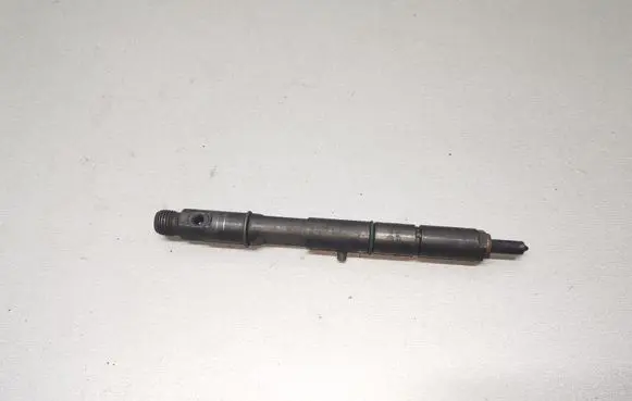 Audi A6 S6 C5 4B Fuel injector 059130201E 0432133836