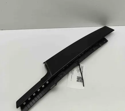 BMW X2 F39 Front door glass trim molding 7420828 7433154