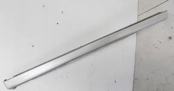 Subaru Forester SF Sill