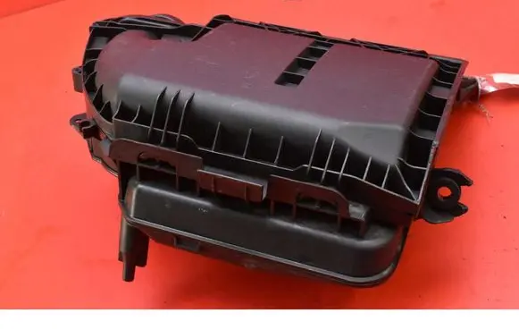 Citroen DS3 Air filter box 9673061080