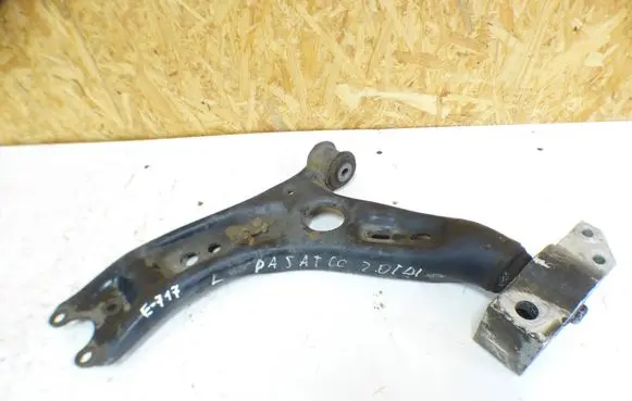 Volkswagen PASSAT CC Front lower control arm/wishbone 