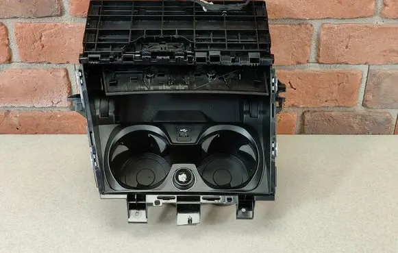 BMW 4 G22 G23 G24 G26 Cup holder 6809803