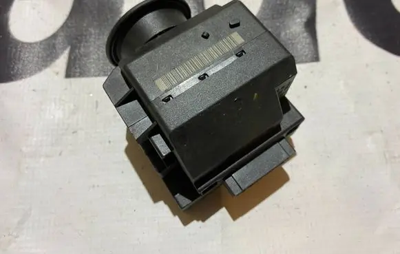 Mercedes-Benz E W211 Ignition lock A2115451408 2115451408