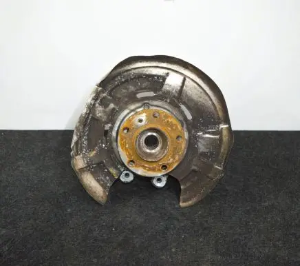 BMW 5 F10 F11 Rear wheel hub 6793769