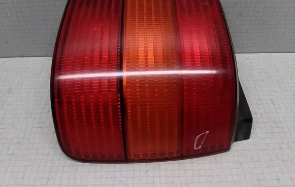 Volkswagen PASSAT B4 Rear/tail lights 3A9945112