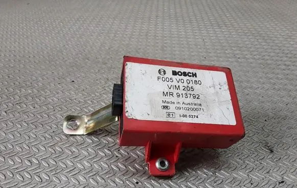Mitsubishi Space Star Other control units/modules F005V00180