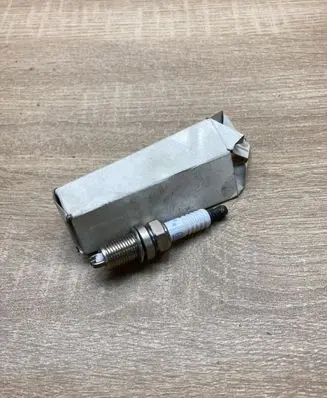 Opel Omega B1 Spark plug 95519055