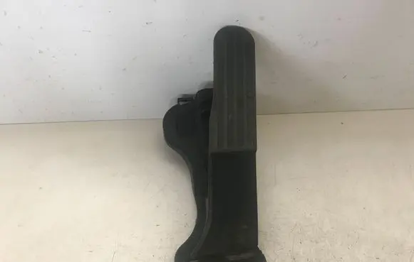 Volkswagen Golf VI Accelerator throttle pedal 1K1721503T 6PV00860020