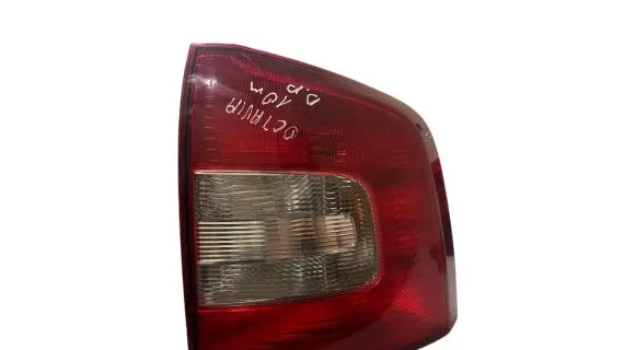 Skoda Octavia Mk2 (1Z) Rear/tail lights 1Z9945096A