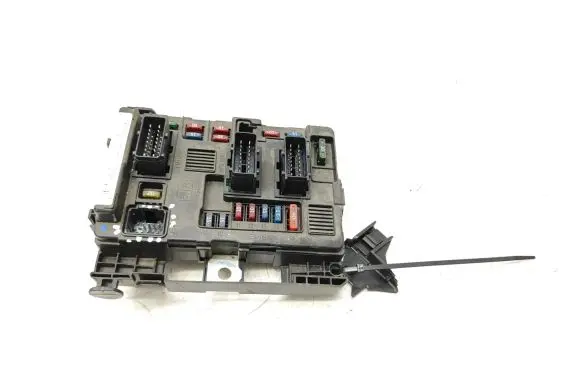 Citroen C3 Pluriel Fuse module