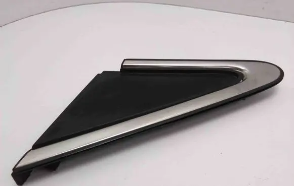 Toyota Avensis T270 Fender grill 6011805020