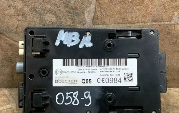Mercedes-Benz B W246 W242 GPS navigation control unit/module A1728100011