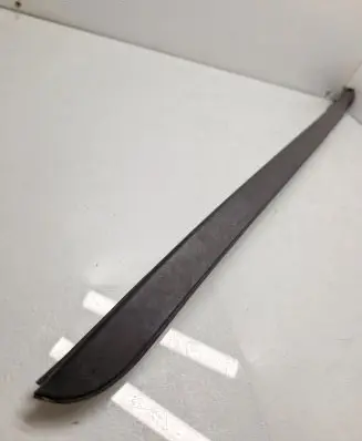 BMW 1 F40 Windshield trim 7453950