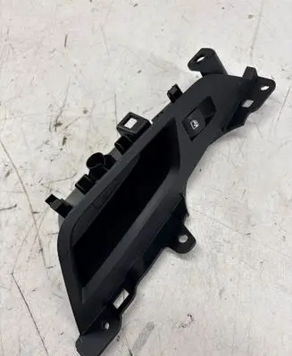 BMW 4 G22 G23 G24 G26 Electric window control switch 7950756 031122