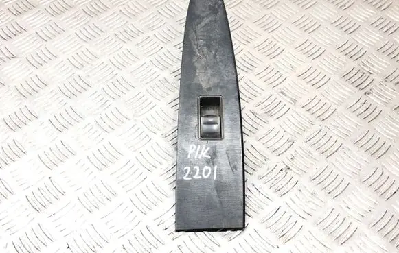 Toyota Avensis T270 Electric window control switch 7423205220 7423205230