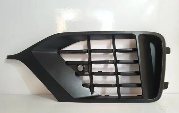Audi Q8 Front bumper lower grill 4m8807682bautoas5 4m8807682b