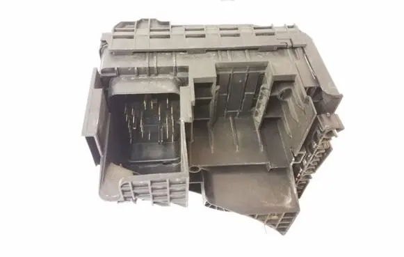 Volkswagen Golf Plus Fuse box set