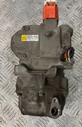 Toyota Prius+ (ZVW40) Air conditioning (A/C) compressor (pump) 0422000412 8837047050 HAMU4079754