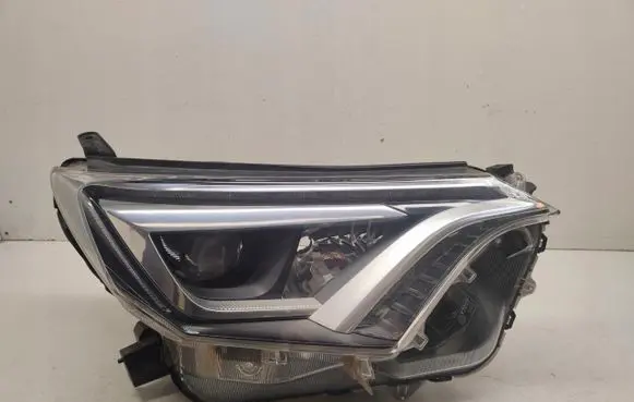 Toyota RAV 4 (XA40) Headlight/headlamp uz11734