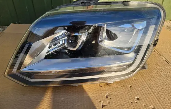 Volkswagen Amarok Headlight/headlamp