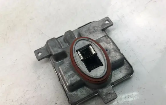 BMW 1 F20 F21 Xenon control unit/module 7318327