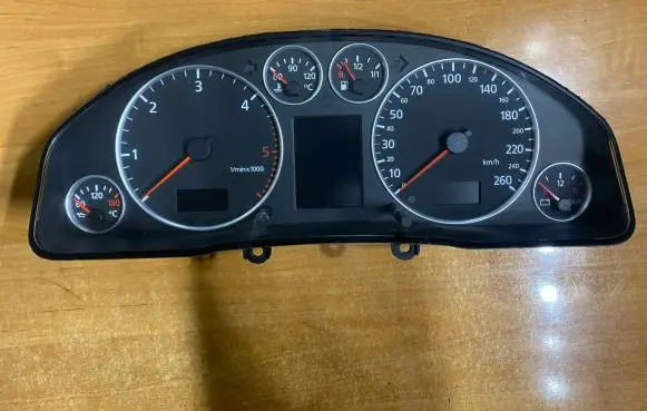 Audi A6 S6 C5 4B Speedometer (instrument cluster) 110080128001 CE068200
