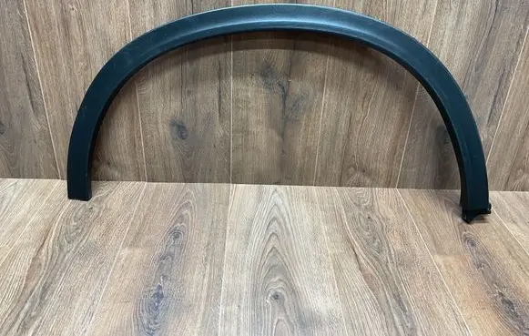 Suzuki Vitara (LY) Rear arch trim 77251-54p0