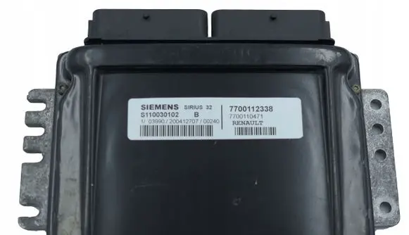 Renault Twingo II Engine control unit/module 77001123385