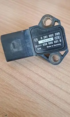 Audi A6 S6 C6 4F Turbo air boost pressure sensor 038906051B 0281002399