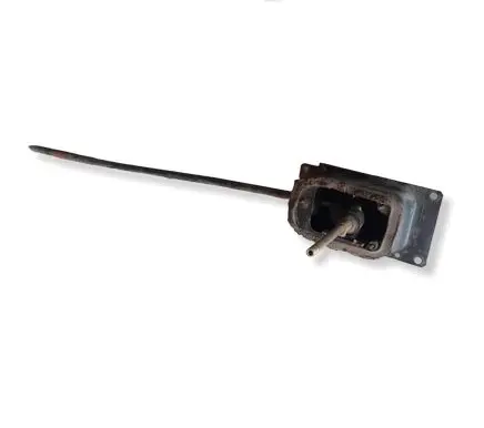 Volkswagen Golf III Gear shifter/selector 1H0711091