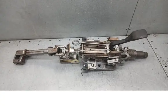 Steering wheel column trim